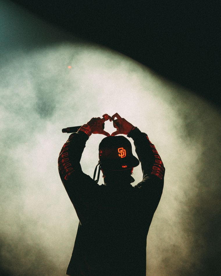 He Sent Love To The Crowd