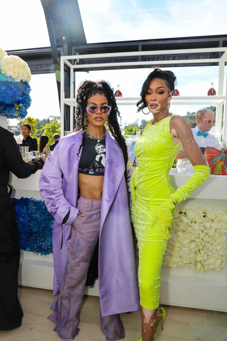 The Girls Looked GOODT