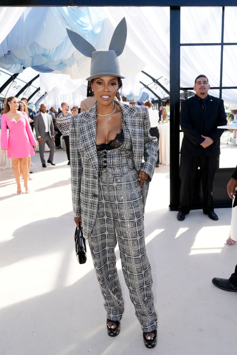 We Know June Ambrose Came With It