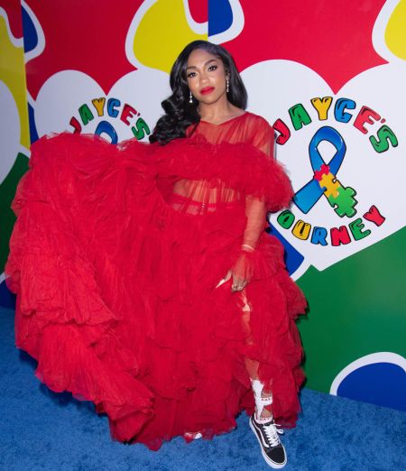 Brooke Valentine In All Red