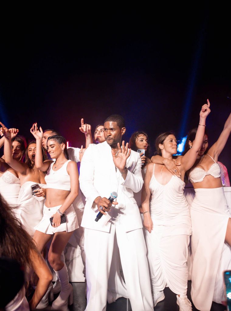Usher Took A Break From His Residency In Vegas