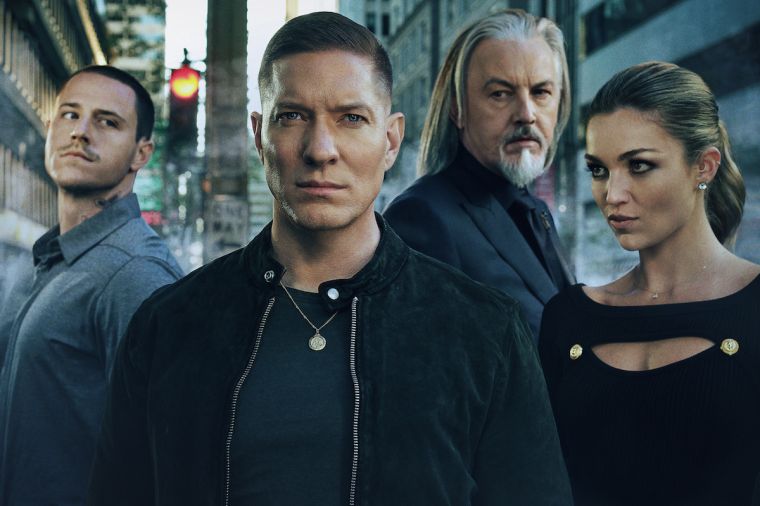 What's Up With The Flynn Family This Season?