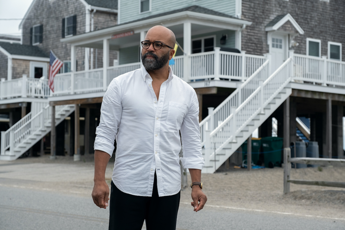 <div>Watch: Cord Jefferson Makes His Directorial Debut With The ‘American Fiction’ Trailer Starring Jeffrey Wright, Tracee Ellis Ross, Issa Rae & More + First Look Images</div>
