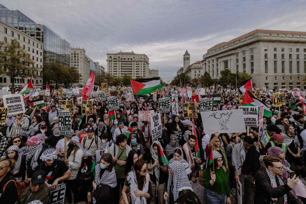 Demonstration-in-solidarity-with-Palestinians-in-Washington