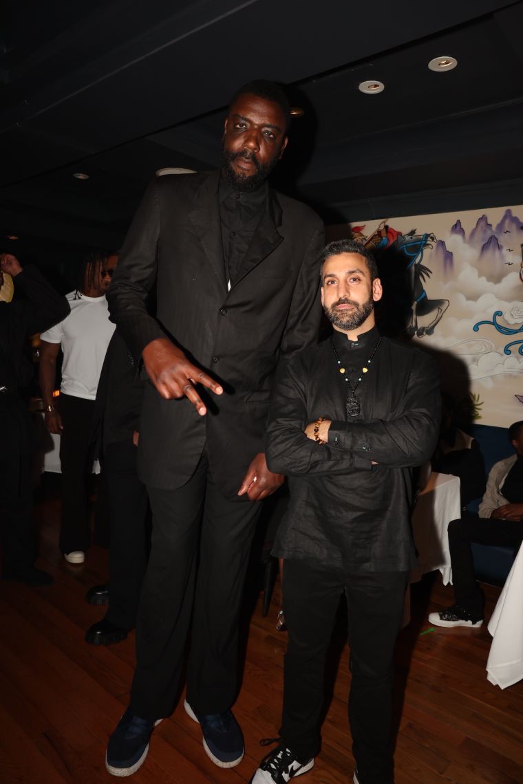 All Black Is Always A Good Idea