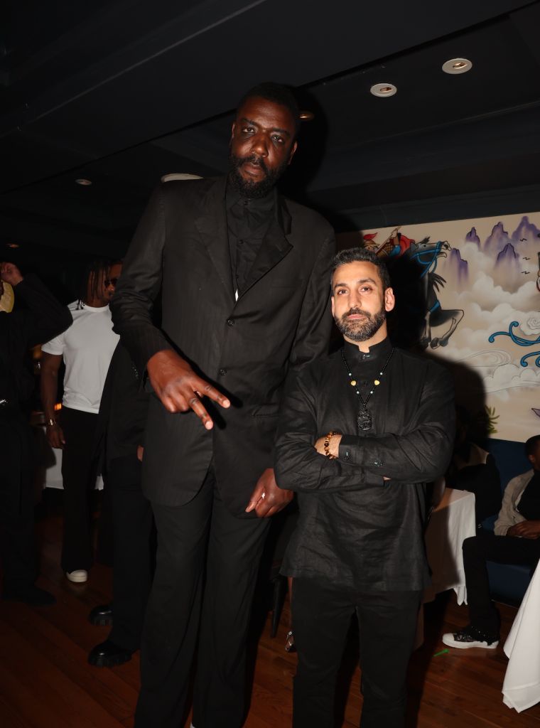 All Black Is Always A Good Idea