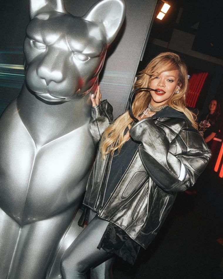 Rihanna Making Everything Look Good