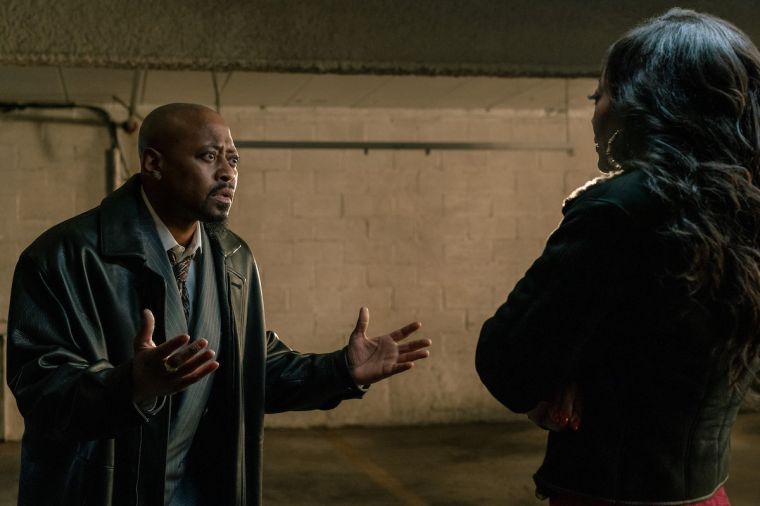 Howard Telling Raq About Her Brother's Idiocy