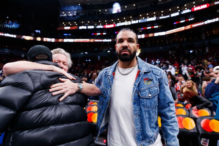 HEADlines: Drake's Viral Video Sends Social Media In A Frenzy