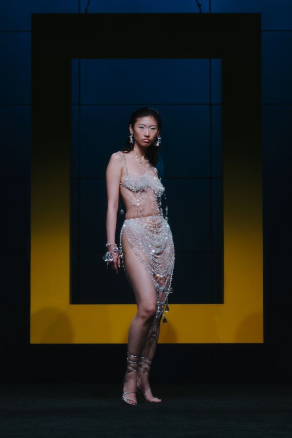 IMMERSIVE FASHION SHOW NAT GEO PRESENTS: ‘FIT FOR A QUEEN