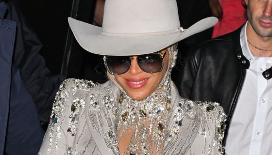 Lay Your Cards Down, Down, Down, Down: Fans React To Beyoncé
Announcing ‘Act II: Cowboy Carter’ + Release Date