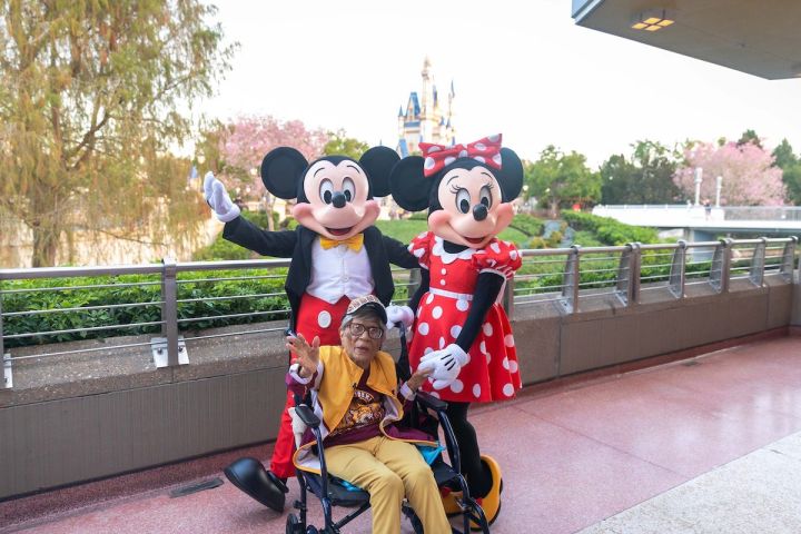 Magnolia Jackson Visits Disney Parks