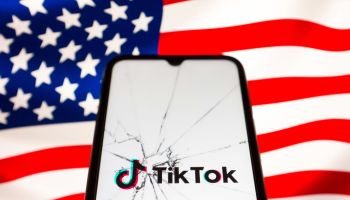 TikTok - USA Photo Illustrations