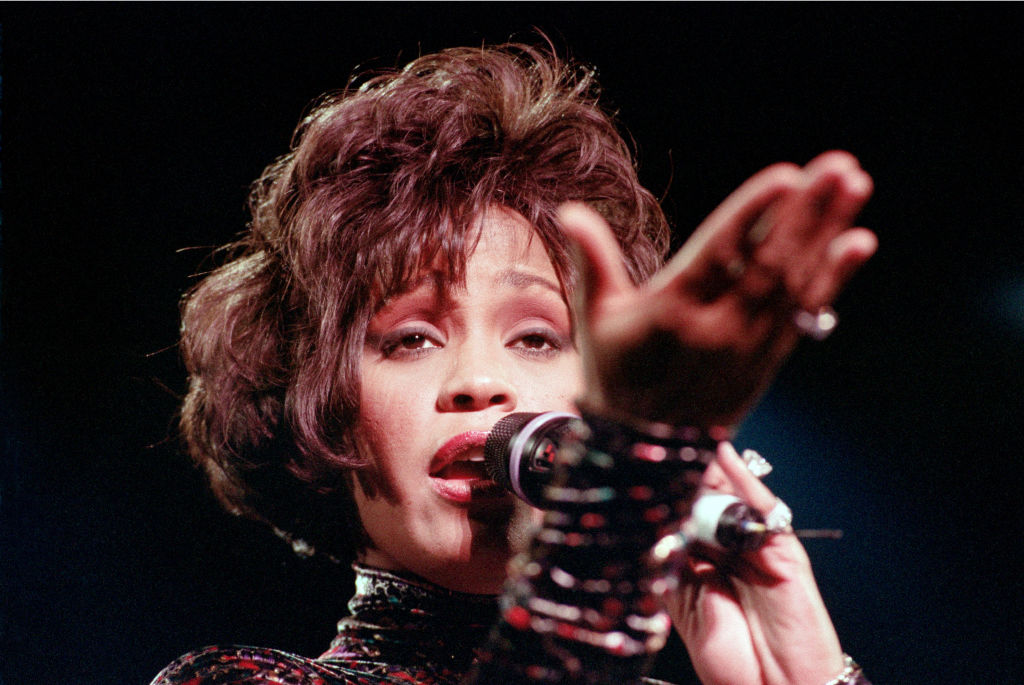 Happy Birthday to the Heavenly Happy Birthday: 14 Pictures highlight Whitney Houston’s beauty Happy Birthday to the Heavenly Happy Birthday: 14 Pictures highlight Whitney Houston’s beauty