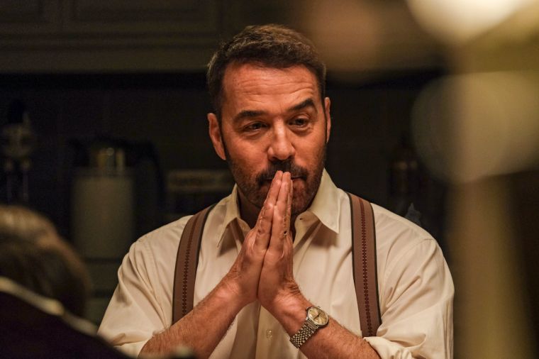 Jeremy Piven as Coach Joe Lapchick