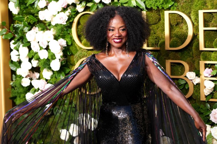 Viola Davis Shined At The Awards With Honor