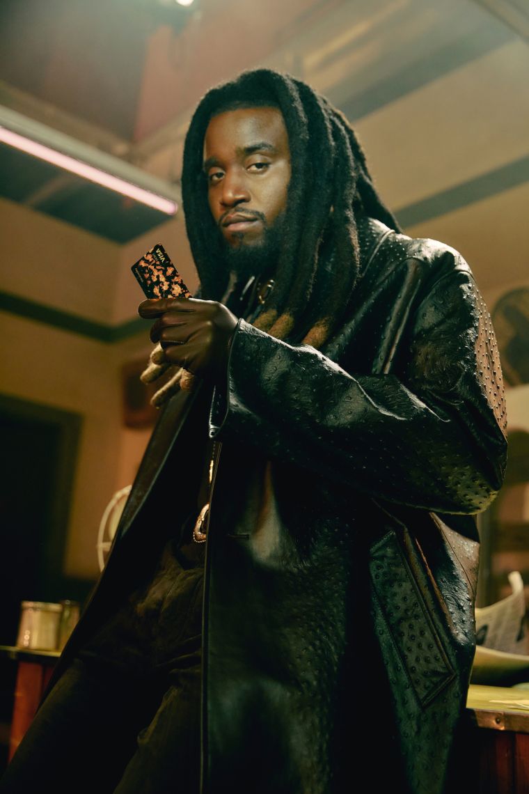 Everybody Getting Tips, See?