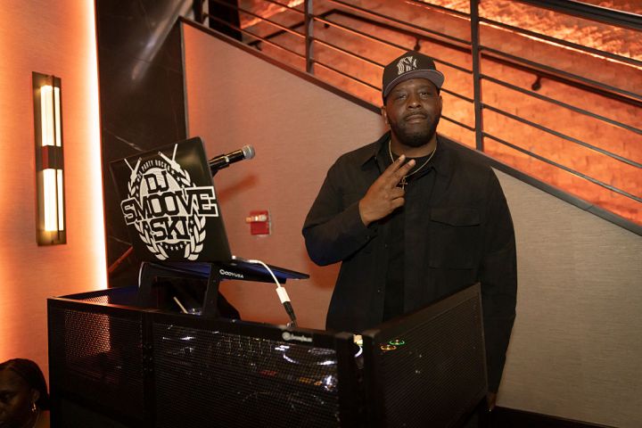 DJ Smoove Ski