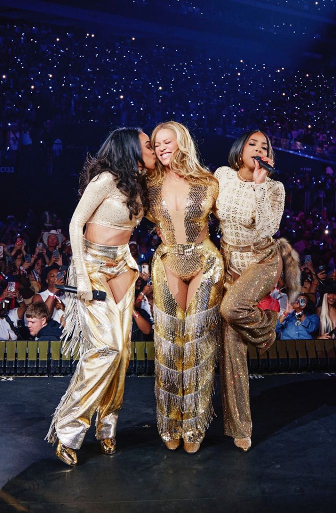 Beyoncé Closes Out Record-Breaking Cowboy Carter Tour In Las Vegas Beyoncé Closes Out Record-Breaking Cowboy Carter Tour In Las Vegas