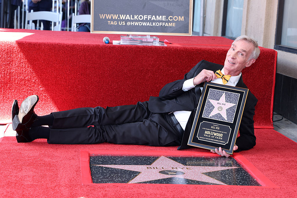 US-ENTERTAINMENT-STAR-HWOF-NYE