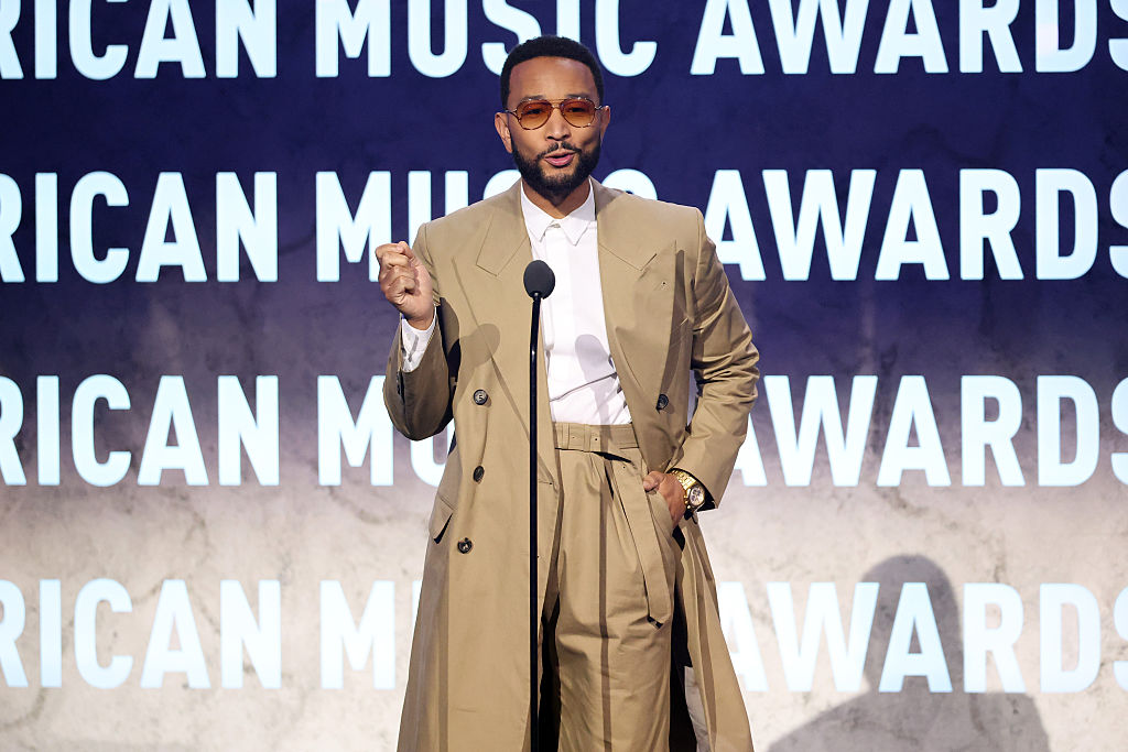 The 52nd American Music Awards - Show